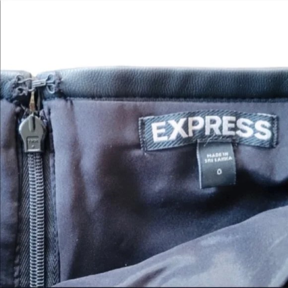 Express Pencil Skirt with black leather like trim Size 0 🌟 1 day SALE - Picture 3 of 4